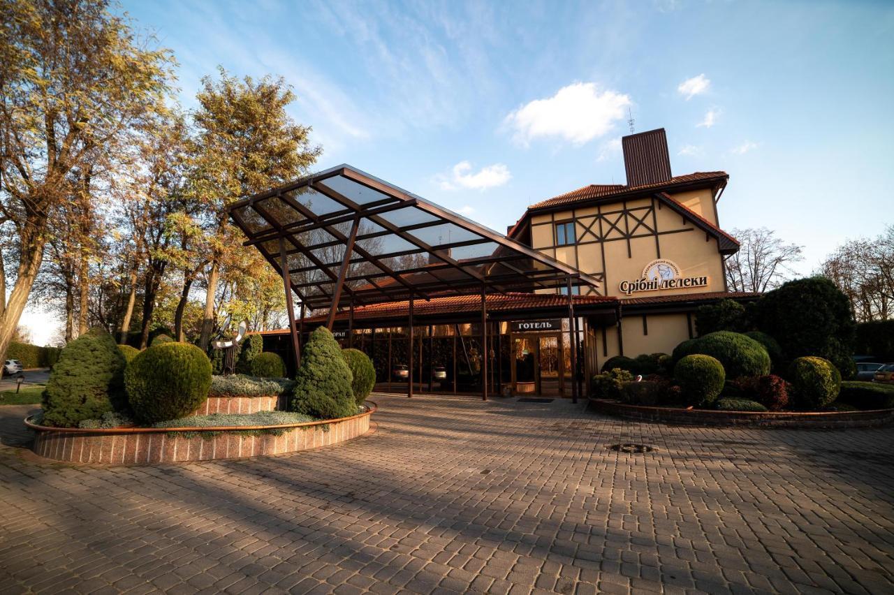 Sribni Leleky Hotel & Spa Lutsʼk Exterior foto